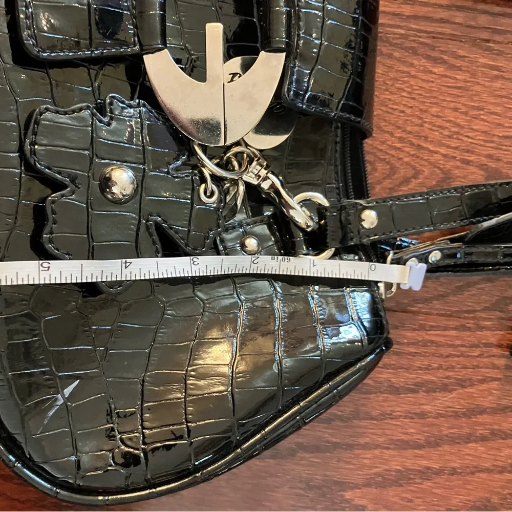 Y2K GUESS 2000s Black Croc Embossed Shoulder Bag